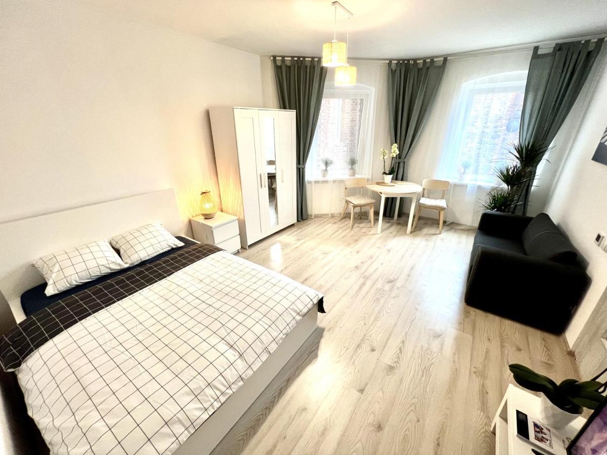 New York Apartments - Free Parking Katowice Esterno foto