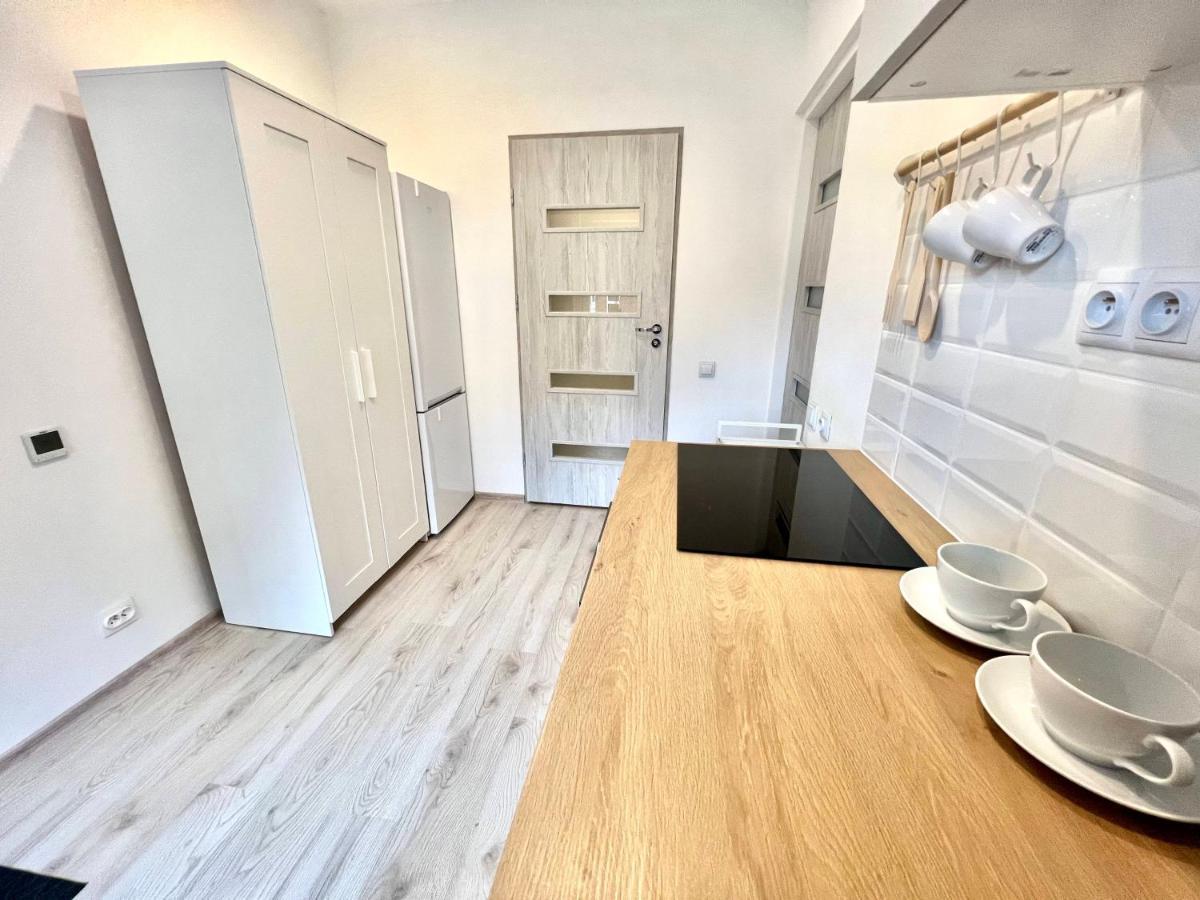 New York Apartments - Free Parking Katowice Esterno foto